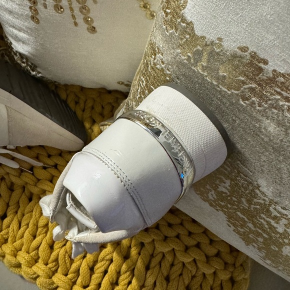 Michael Kors white sneakers - Picture 9 of 9